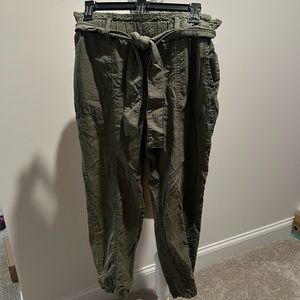 Rarely worn woman’s capris